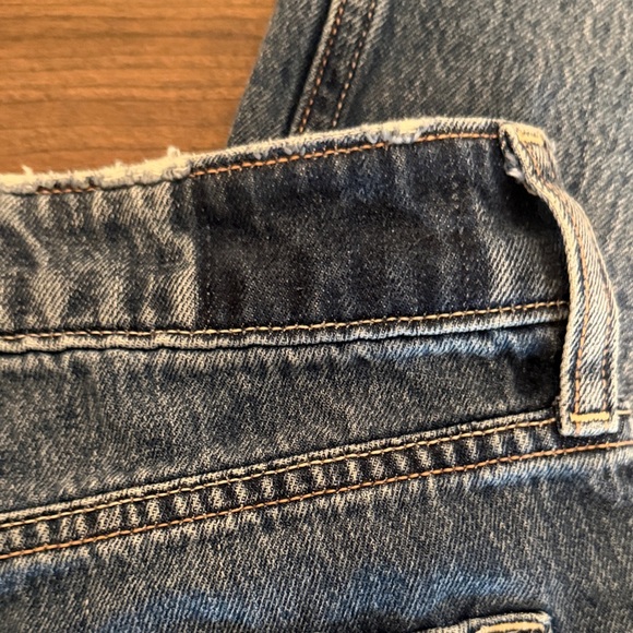 Hollister - Low Rise Baggy Distressed Jeans - W27 - Missing back patch - Picture 6 of 6